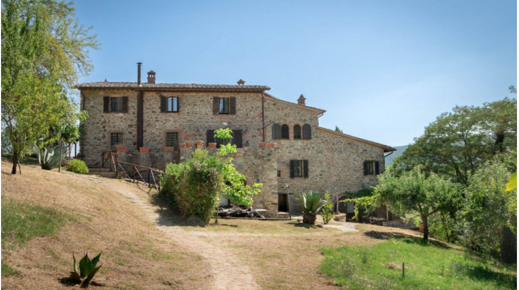 Piegaro Tenuta La Sorgente, Casale in Vendita a Piegaro
