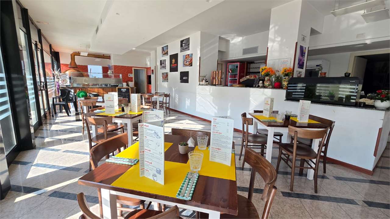 Perugia Pizzeria Ristorante in vendita via Settevalli Pg