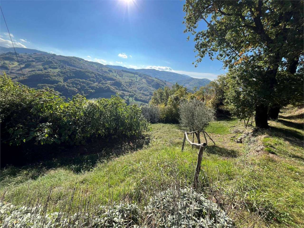 Valfabbrica Porzione di casale arredato in vendita tra le colline umbre