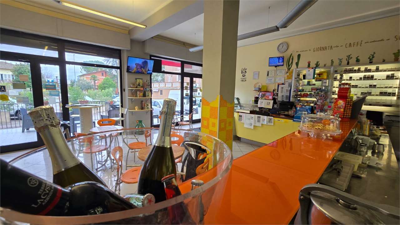 Corciano Vendesi Bar Tabacchi Strada Pievaiola Località Castel del Piano Pg