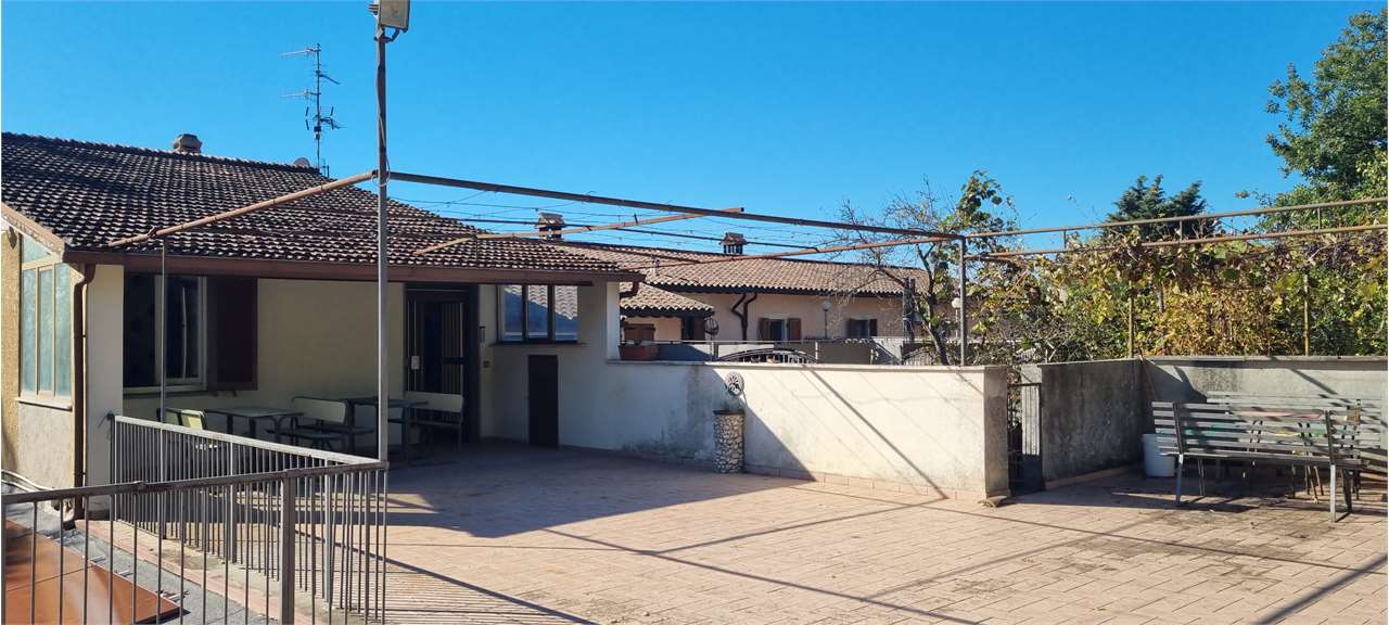 Campello sul Clitunno Casa a Campello sul Clutunno - Italy - Perugia