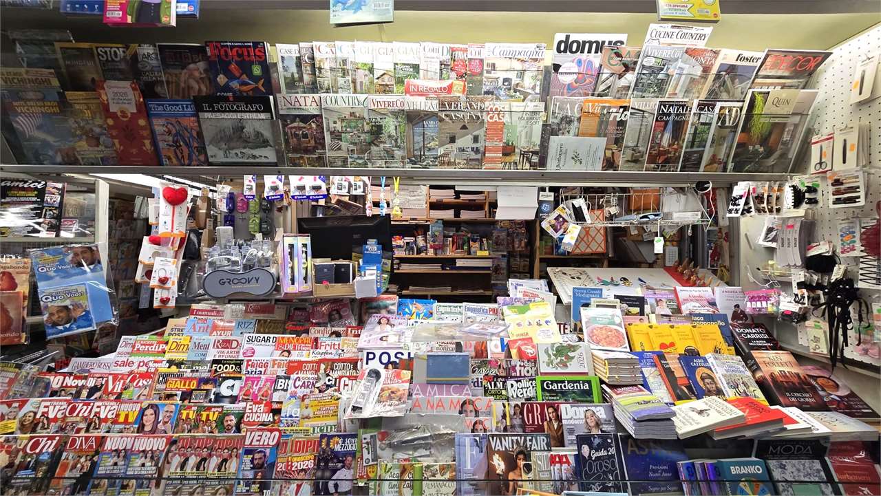 Corciano Vendesi Edicola Cartolibreria a Mantignana Corciano