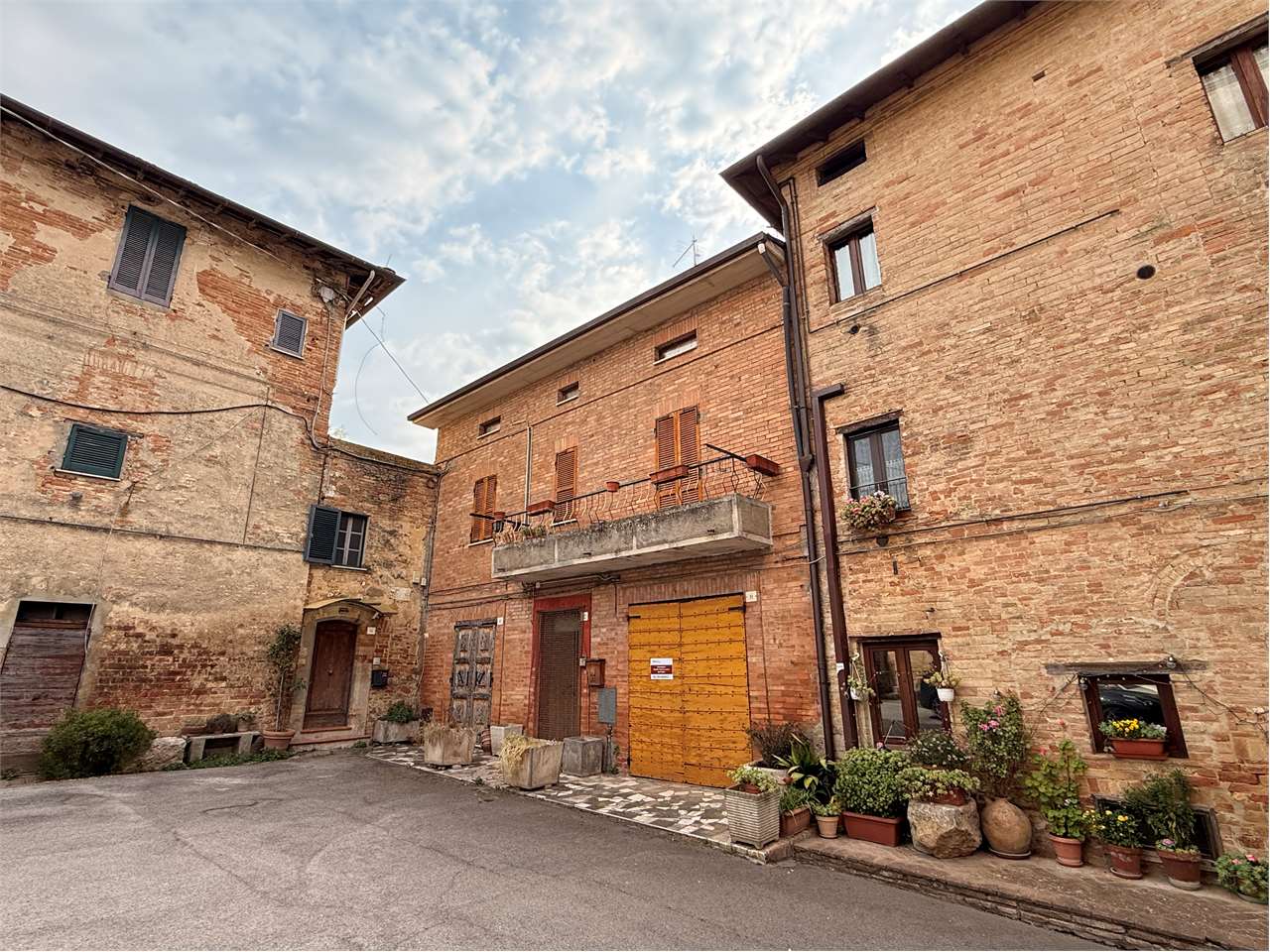 Perugia Cielo-terra Borgo Sant'Enea