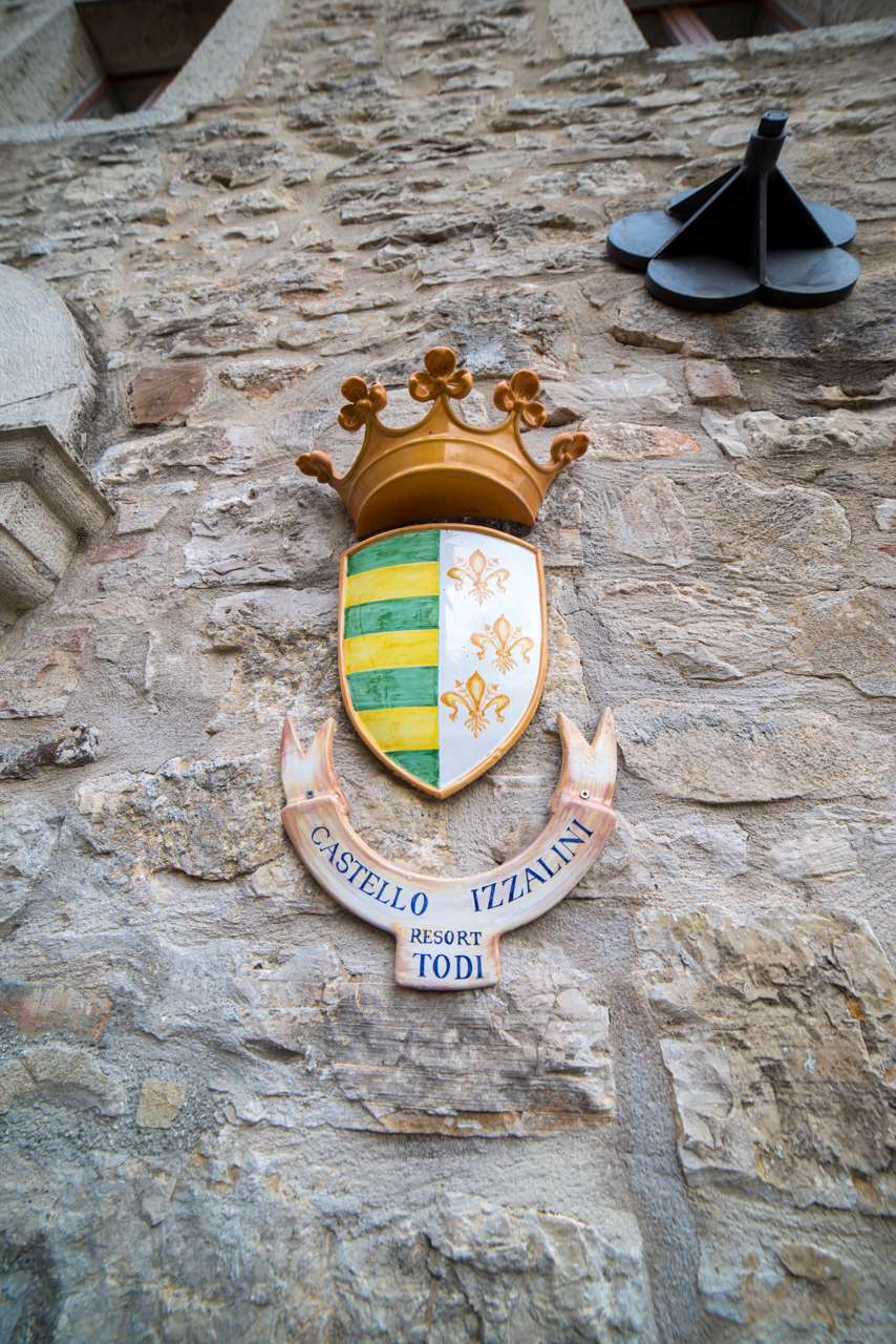 Todi Todi, Castello Izzalini: vendesi trilocale n. 5 Piano Terra
