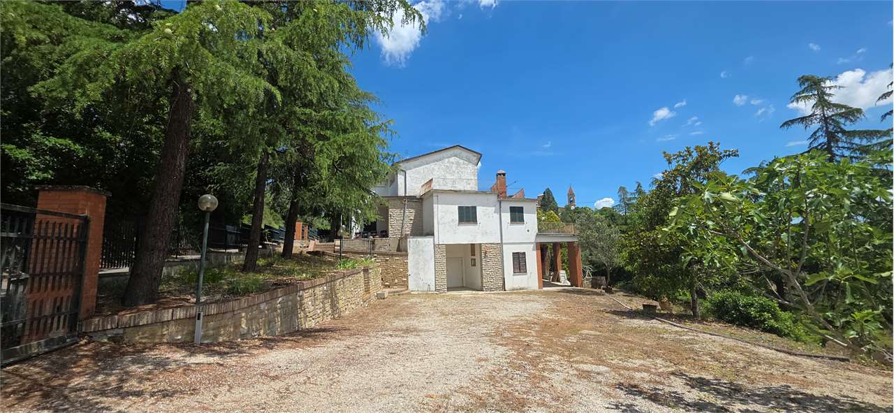 Marsciano MARSCIANO (PG) VILLA SIGNORILE CON PARCO PRIVATO E VISTA PANORAMICA - GRANDE POTENZIALE