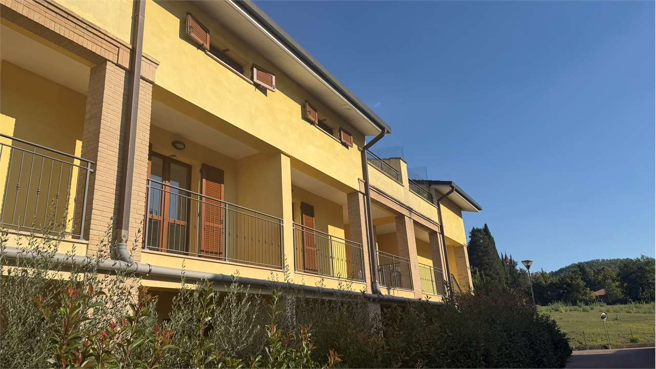 Perugia Cenerente, appartamento su due livelli con ingresso semi-indipendente
