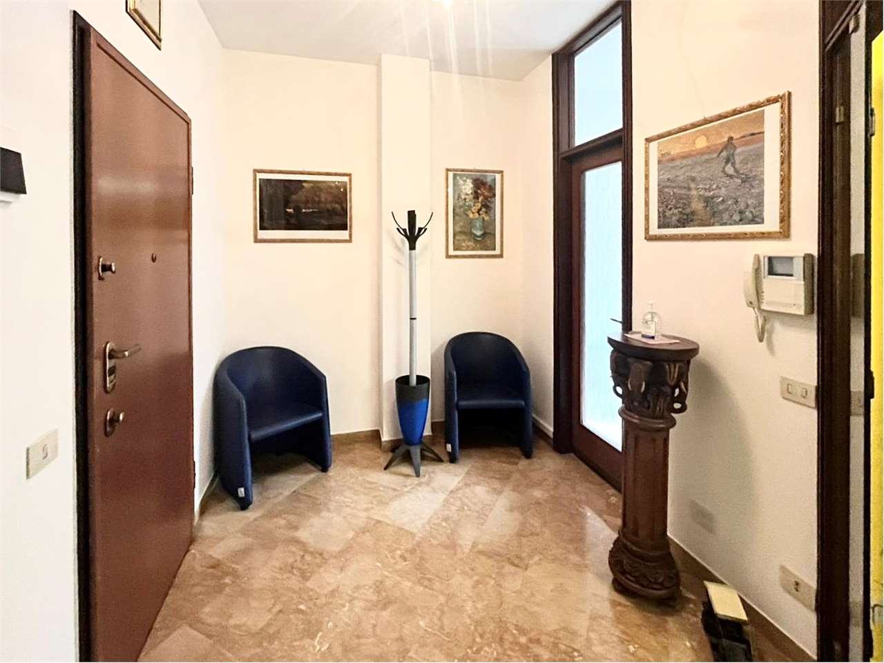 Appartamento in Vendita