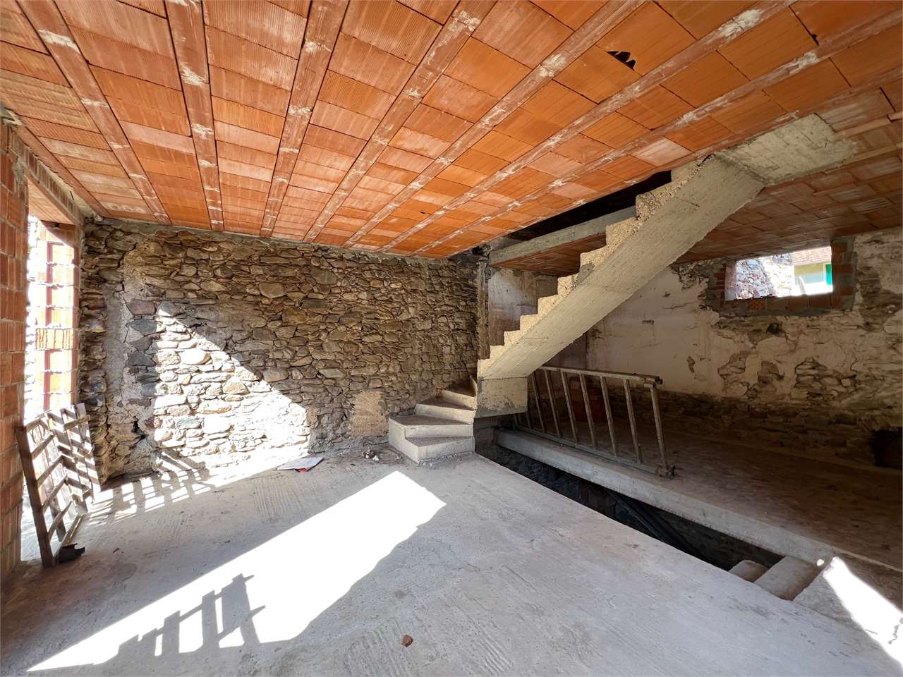 Rustico in Vendita