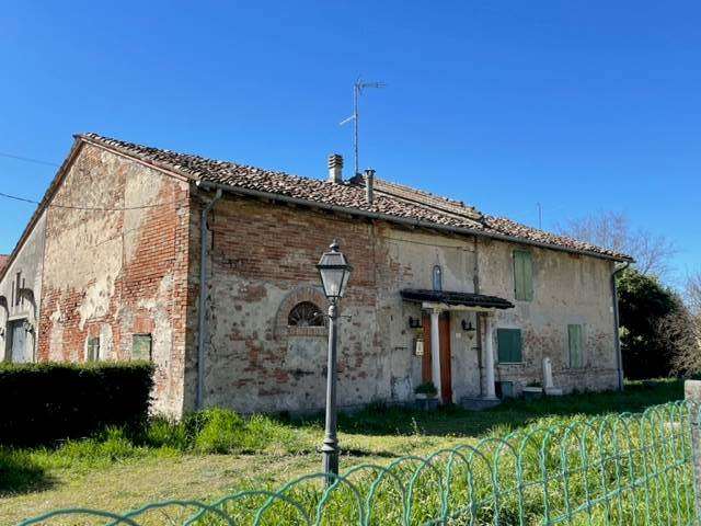 Rustico in vendita a Roncole Verdi, Busseto (PR)