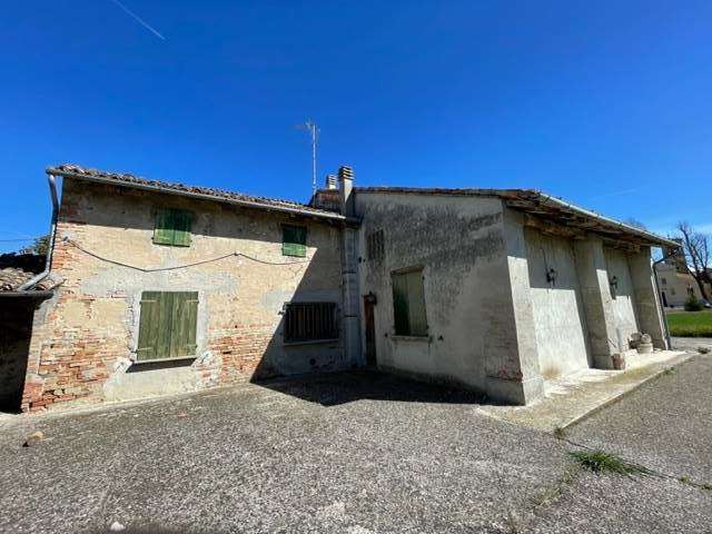 Rustico in vendita a Roncole Verdi, Busseto (PR)