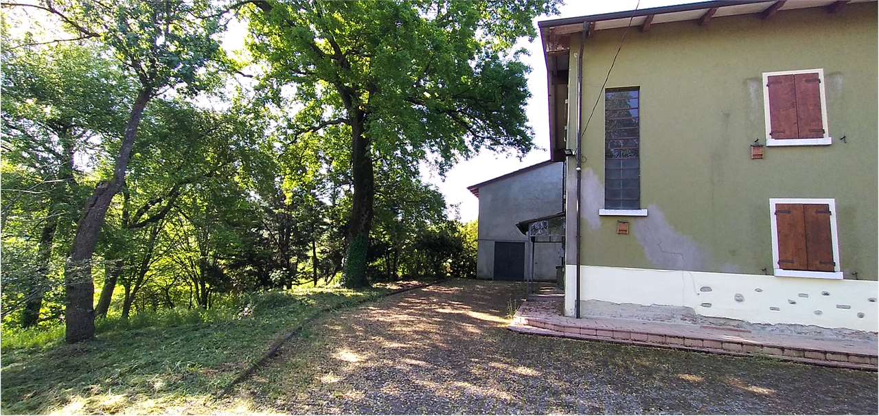 Porzione di casa in affitto a Salsomaggiore Terme (PR)