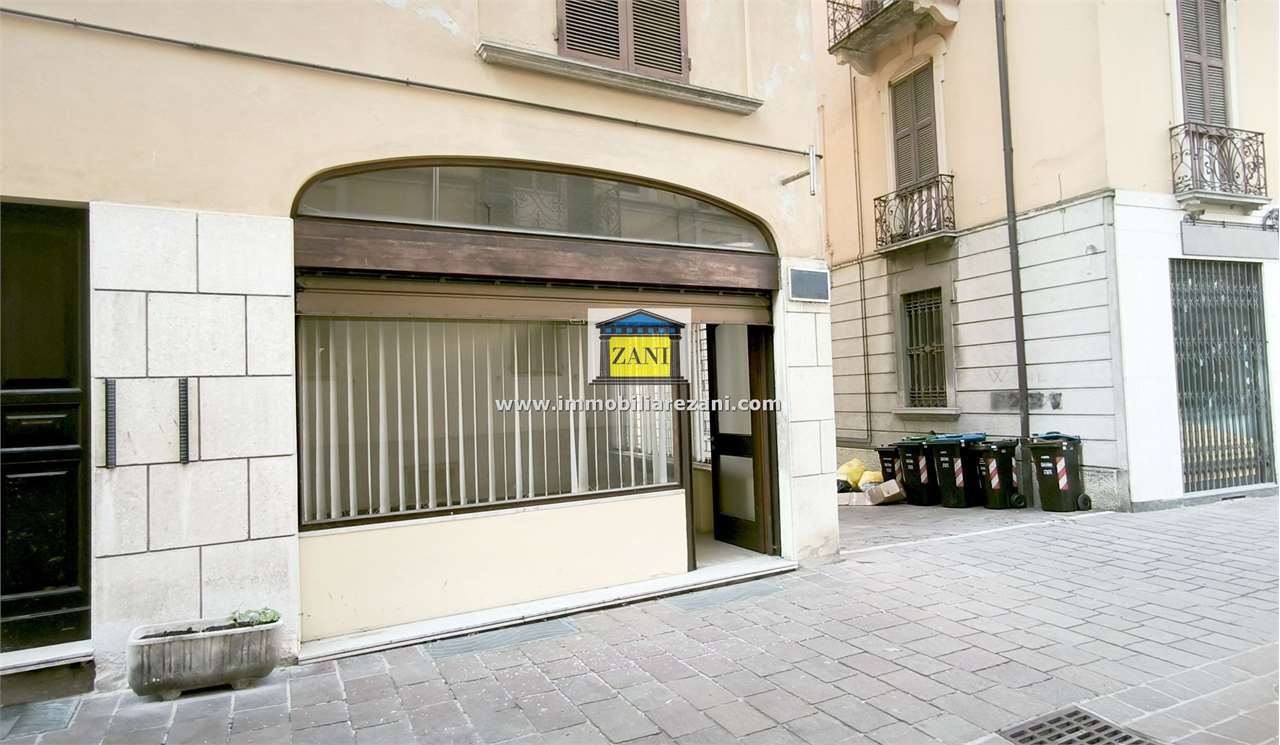 Negozio in affitto a Salsomaggiore Terme (PR)