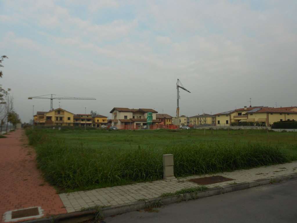 Terreno edificabile in vendita a Soragna (PR)