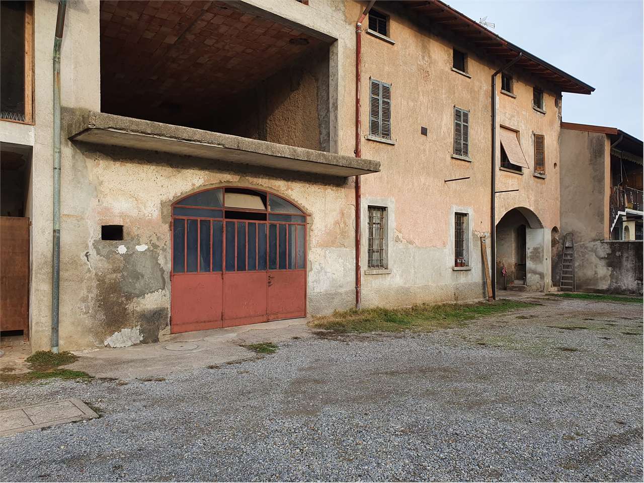 Vendita Rustico/Casale/Castello Casa/Villa Fenegrò Via Trieste  470374