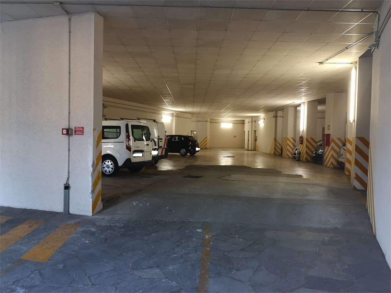 Garage/Box/Posto auto in affitto a Cantù (CO)
