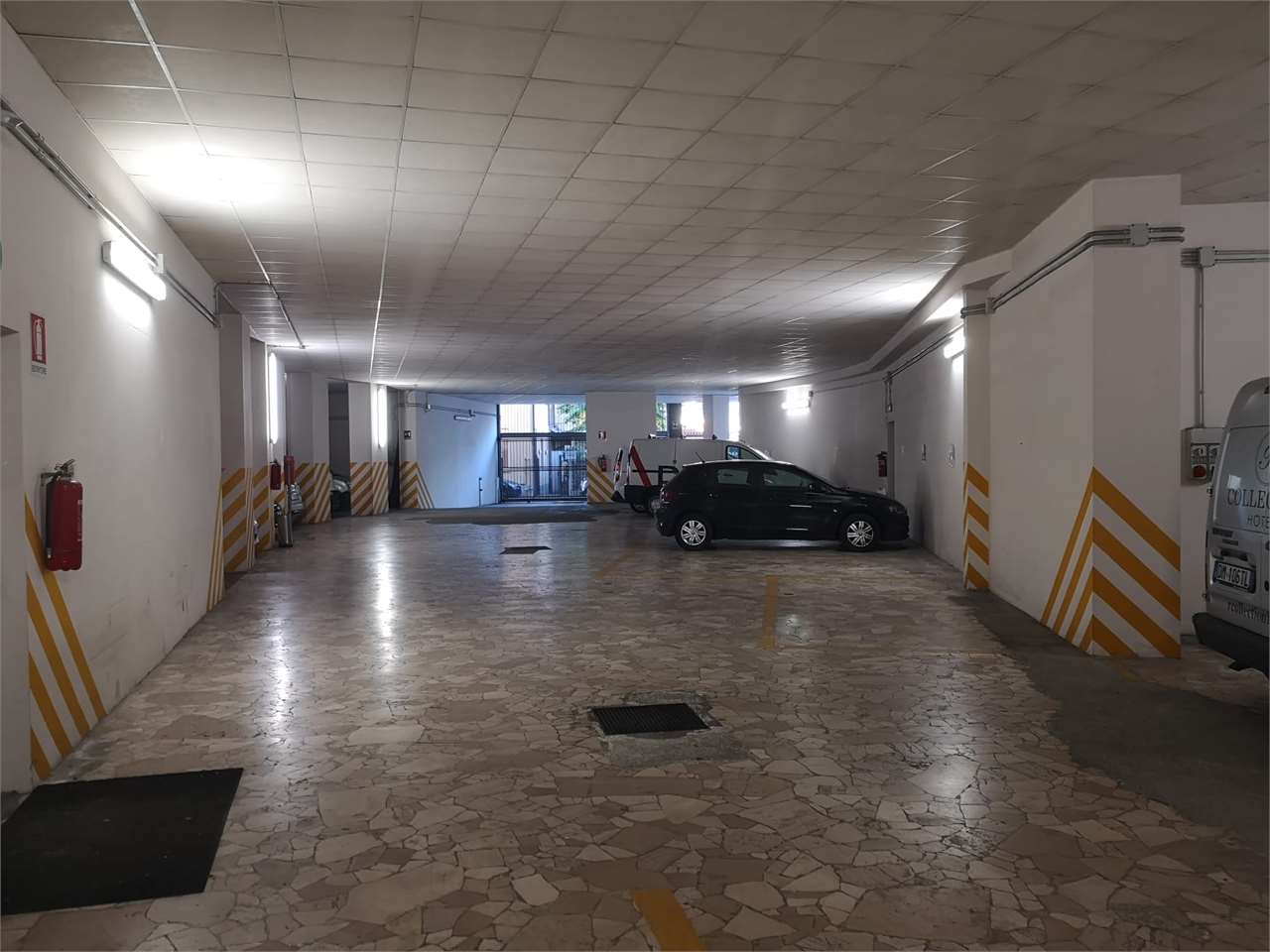 Garage/Box/Posto auto in affitto a Cantù (CO)