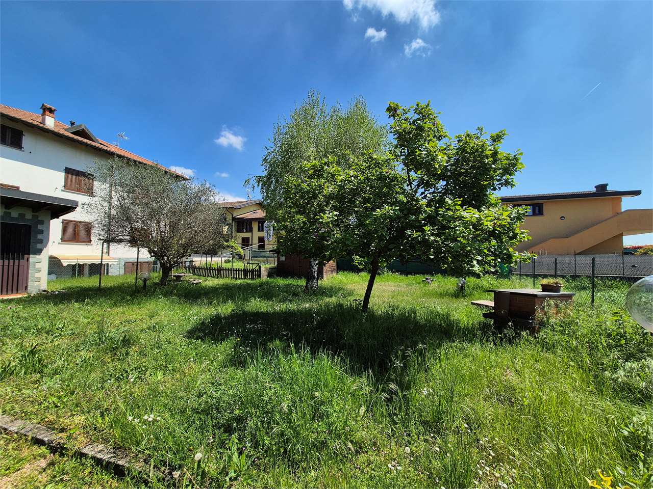 Villa in vendita a Olgiate Comasco (CO)