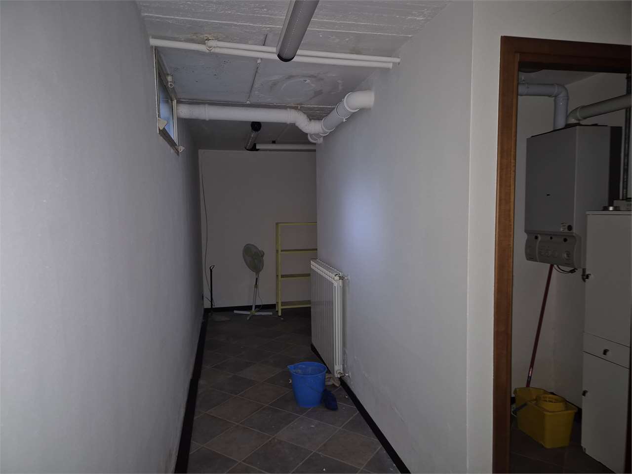 Negozio in affitto a Villa Guardia (CO)