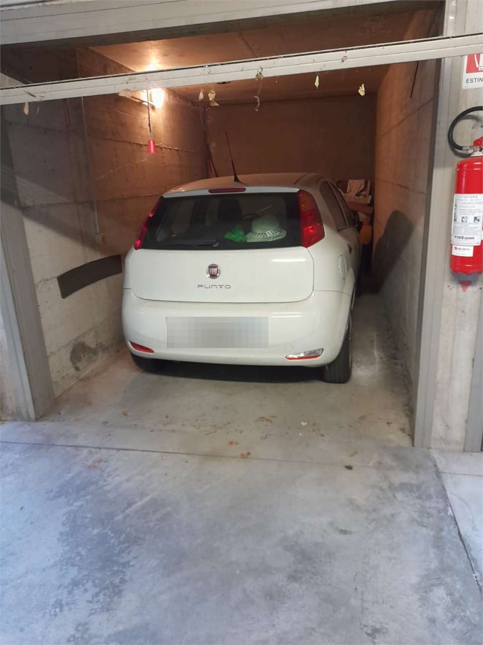 Garage/Box/Posto auto in affitto a Como (CO)