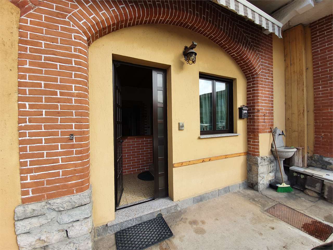 Appartamento in affitto a Cirimido (CO)