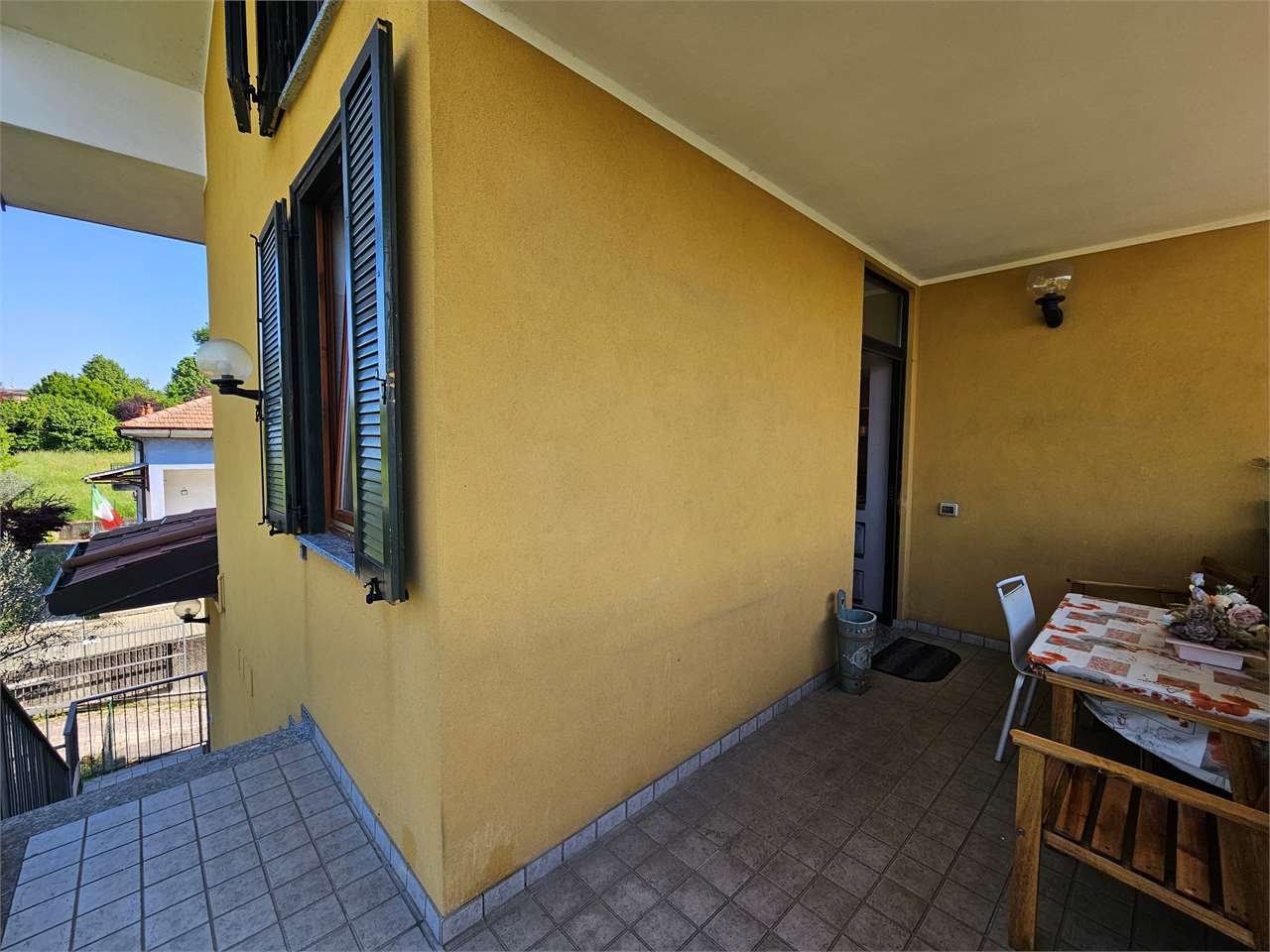 Appartamento in vendita a Bregnano (CO)