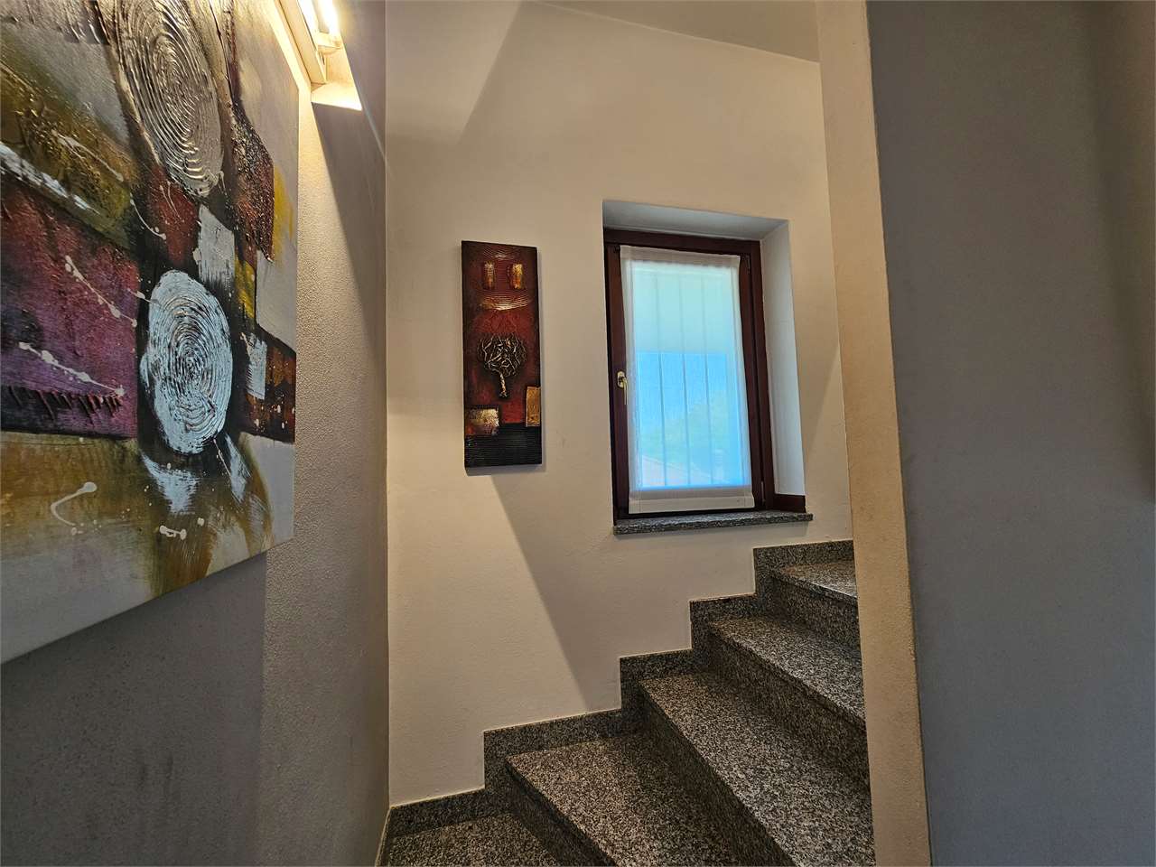 Appartamento in vendita a Bregnano (CO)