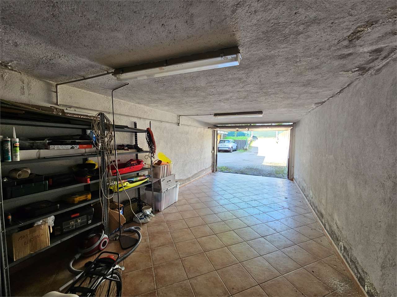 Appartamento in vendita a Bregnano (CO)