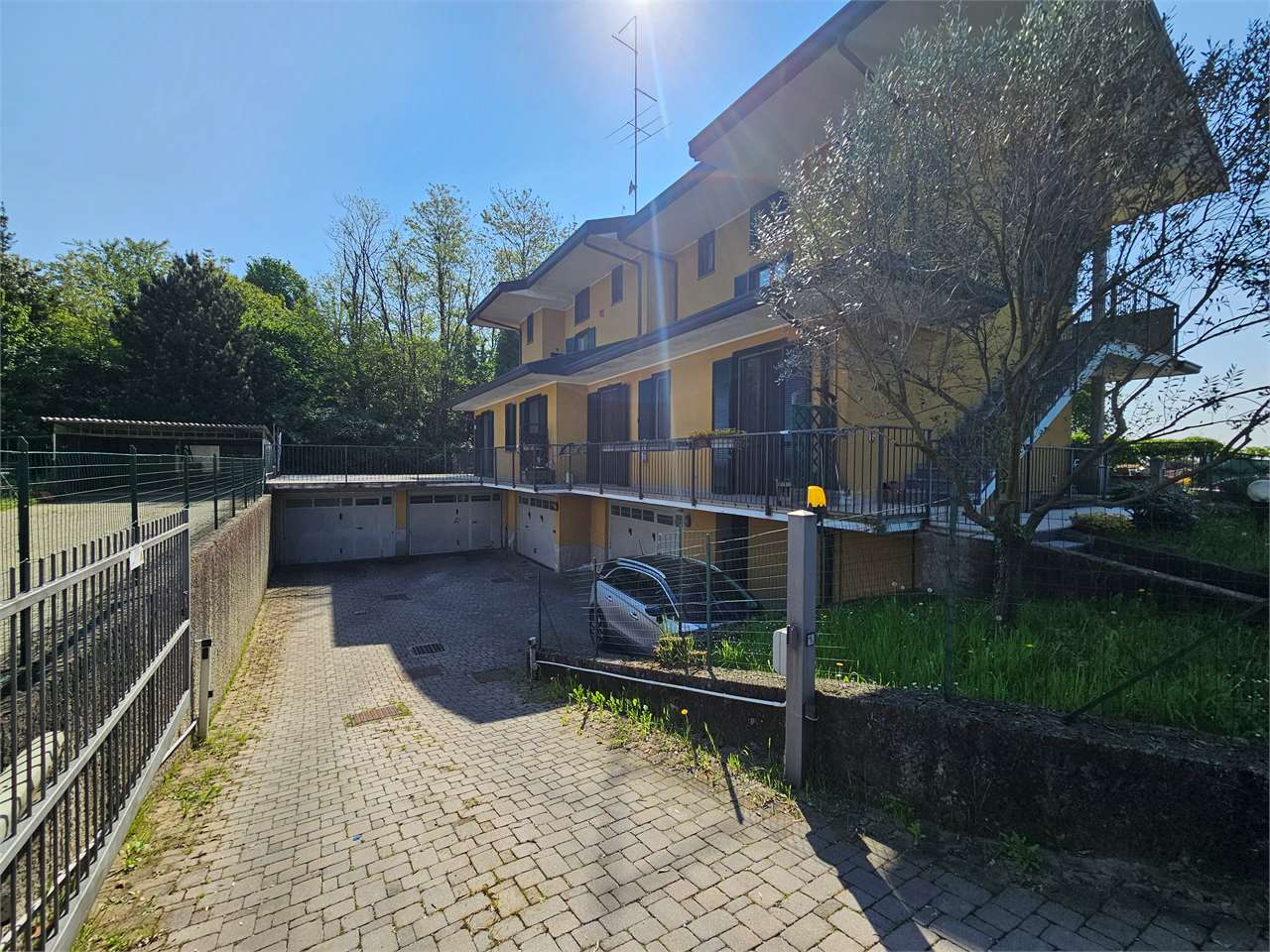 Appartamento in vendita a Bregnano (CO)