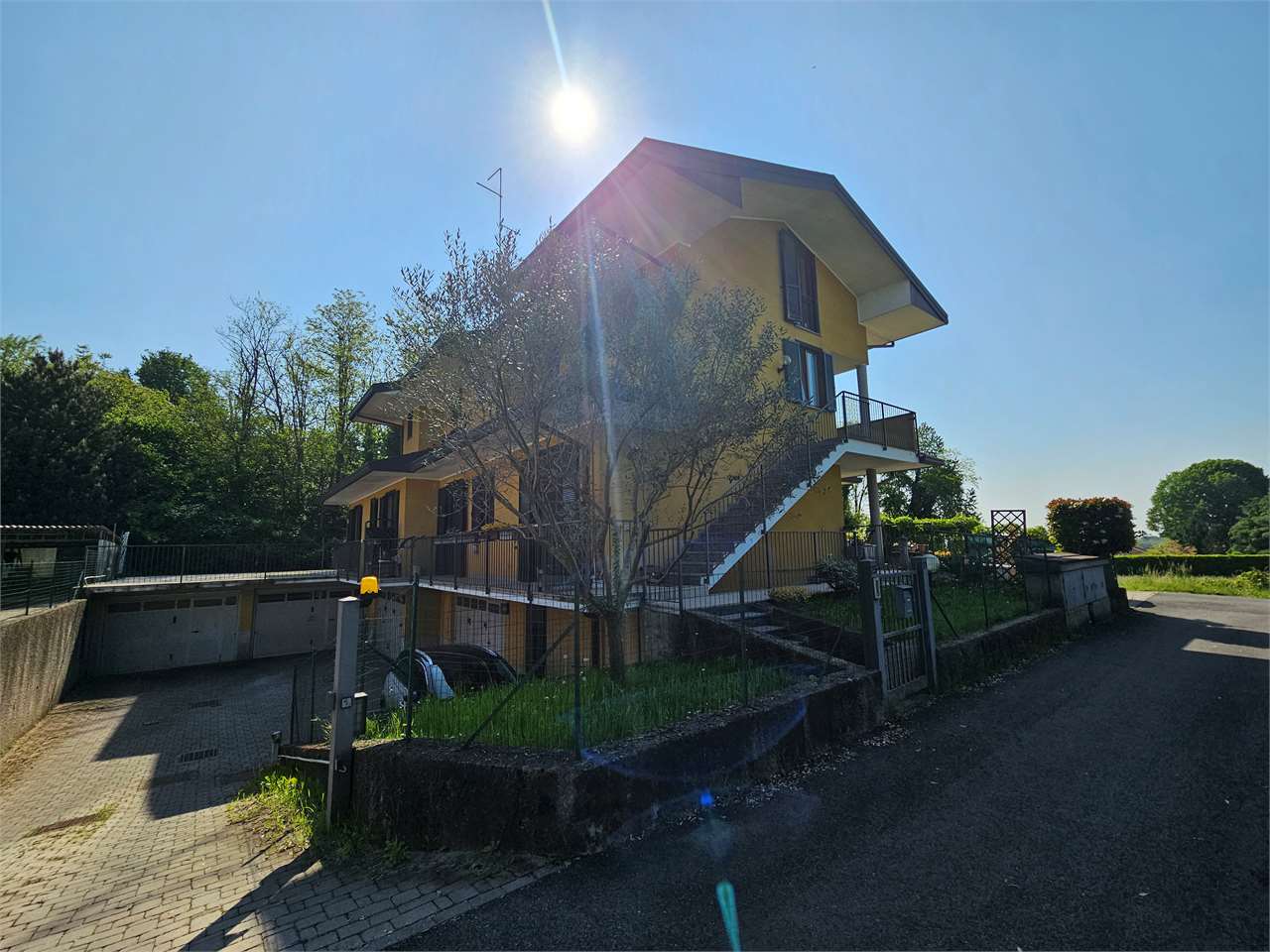 Appartamento in vendita a Bregnano (CO)