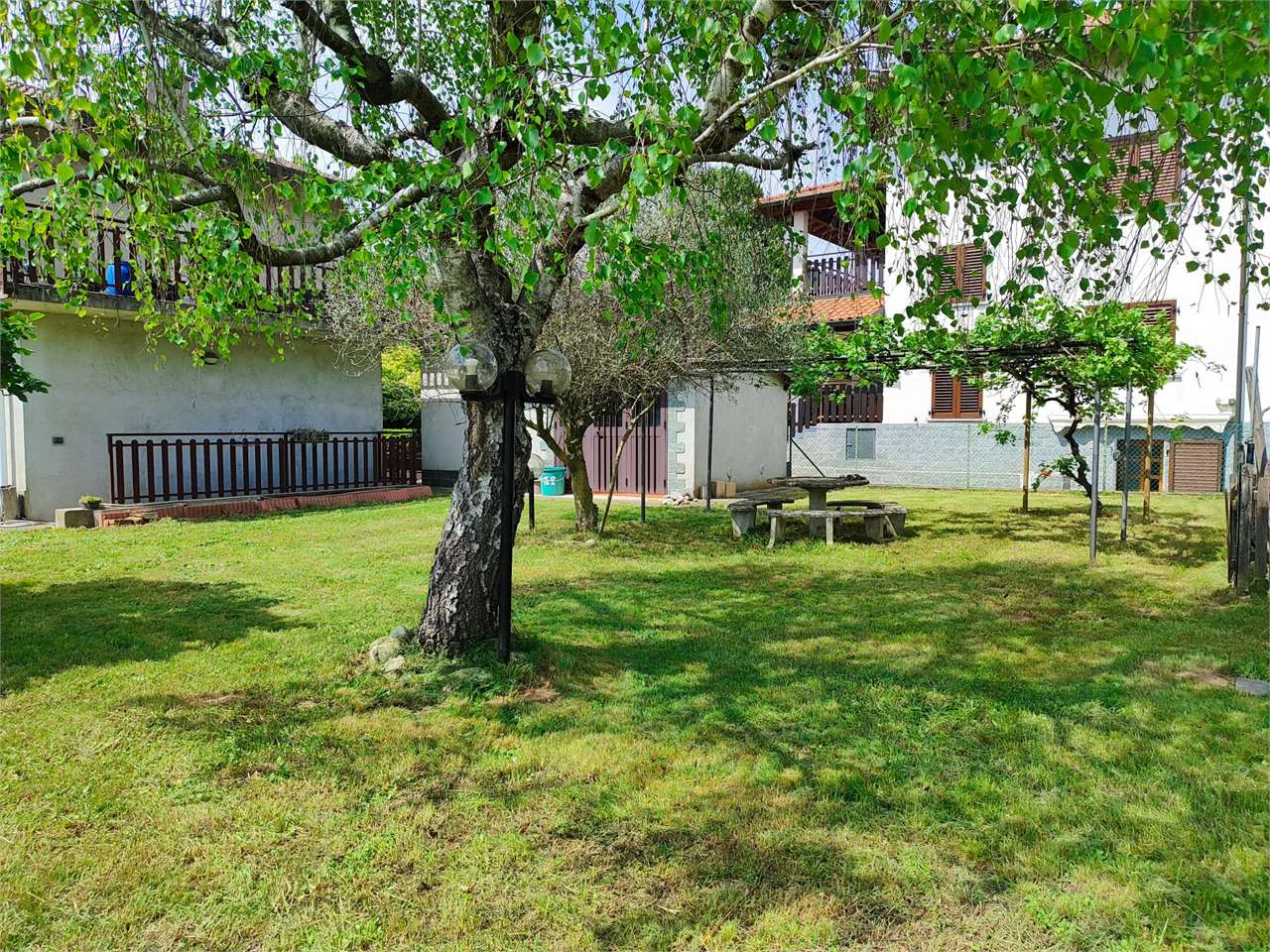 Villa in vendita a Olgiate Comasco (CO)
