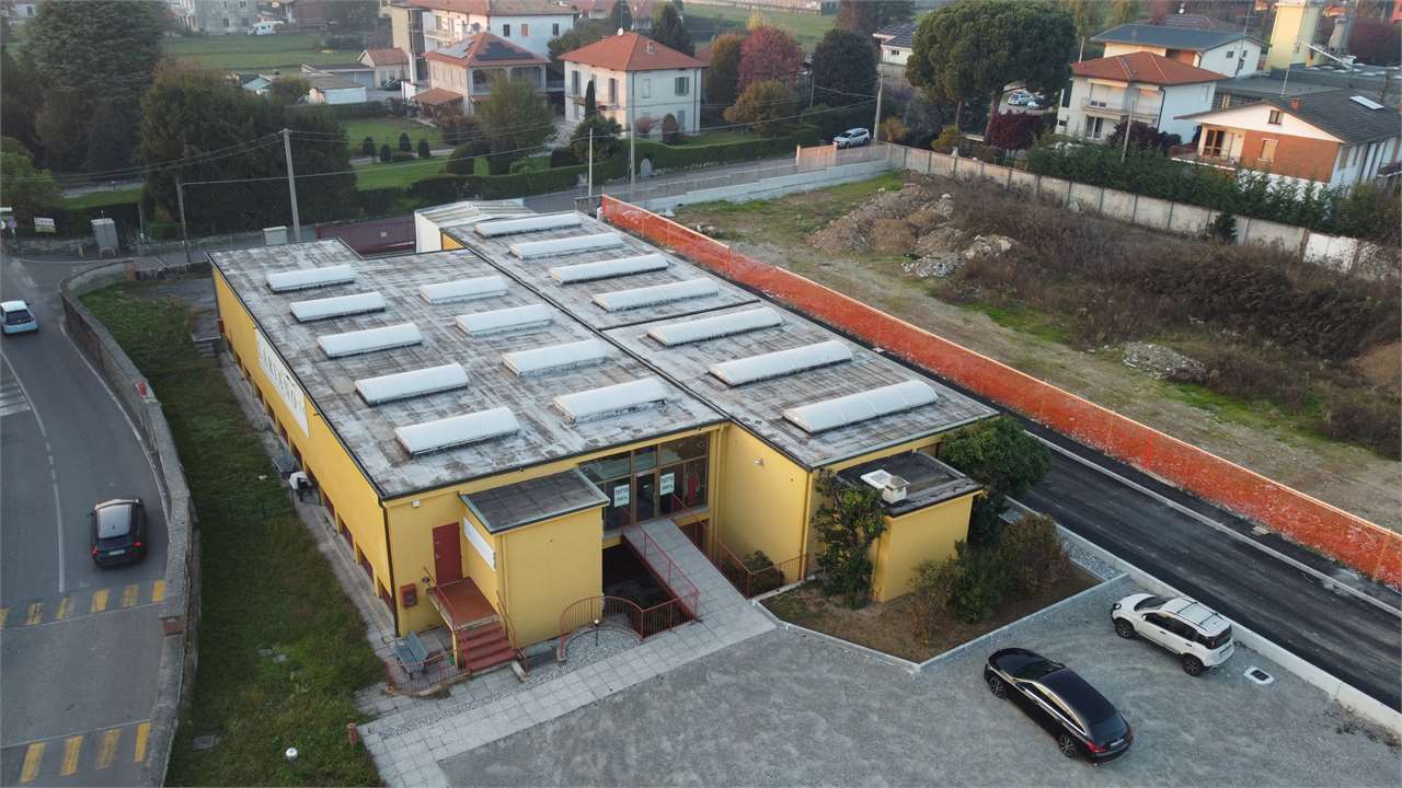 Capannone in vendita a Cirimido (CO)