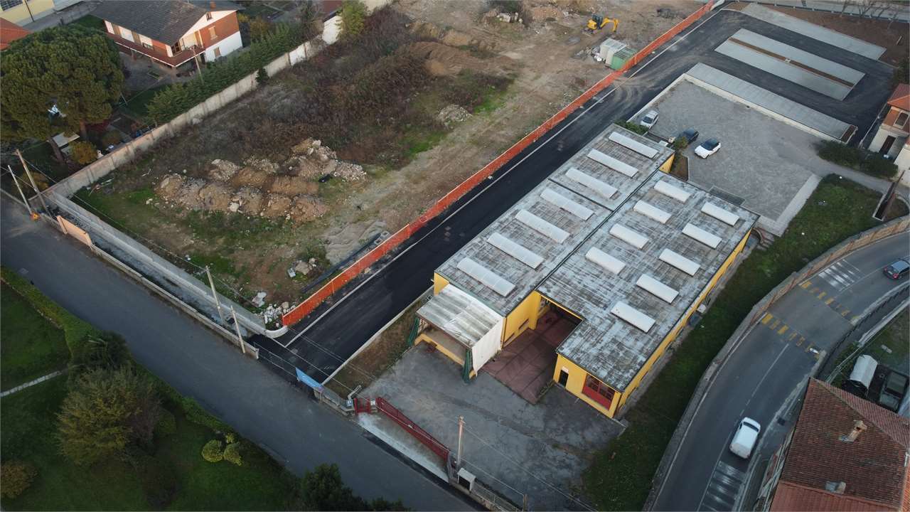 Capannone in vendita a Cirimido (CO)