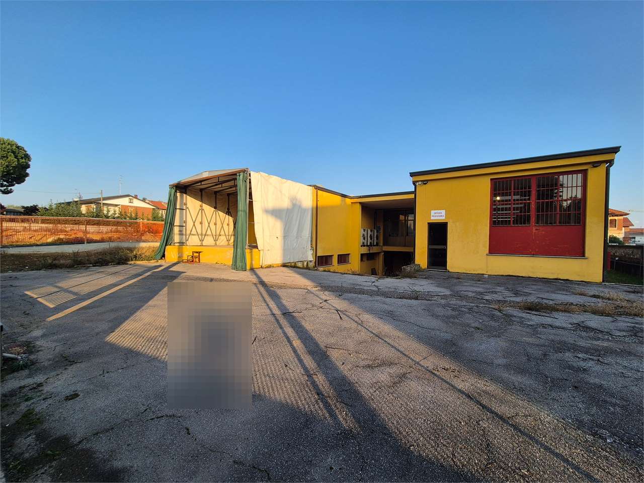 Capannone in vendita a Cirimido (CO)