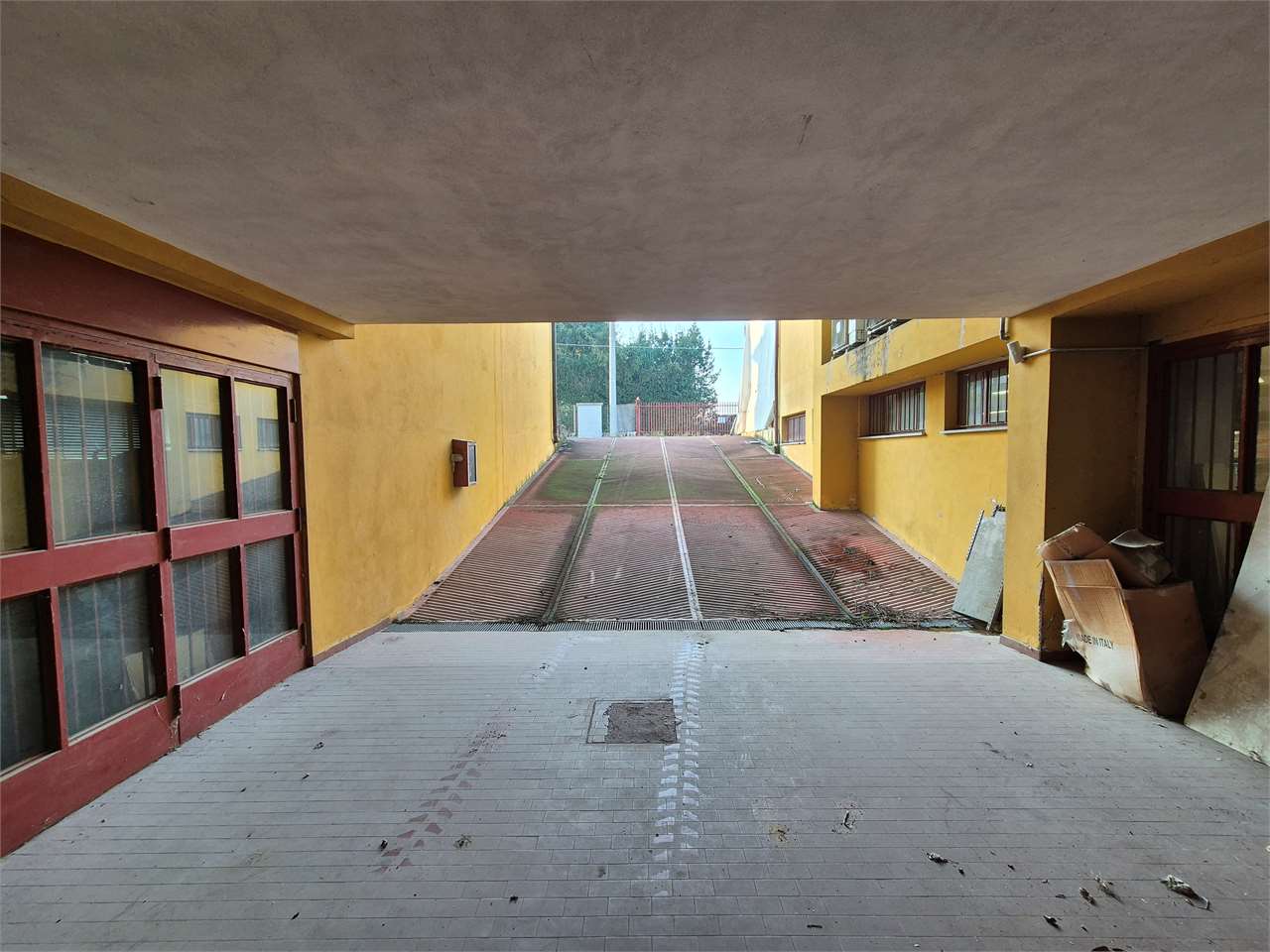 Capannone in vendita a Cirimido (CO)