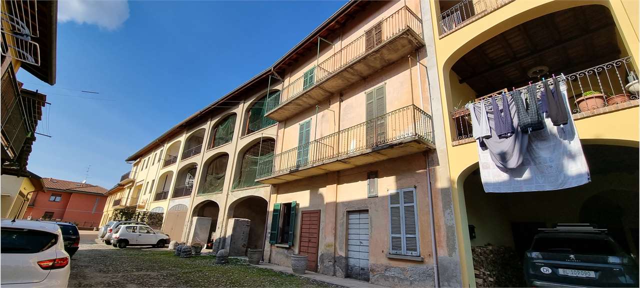 Vendita Rustico/Casale/Castello Casa/Villa Fenegrò Via Trieste  22 460571