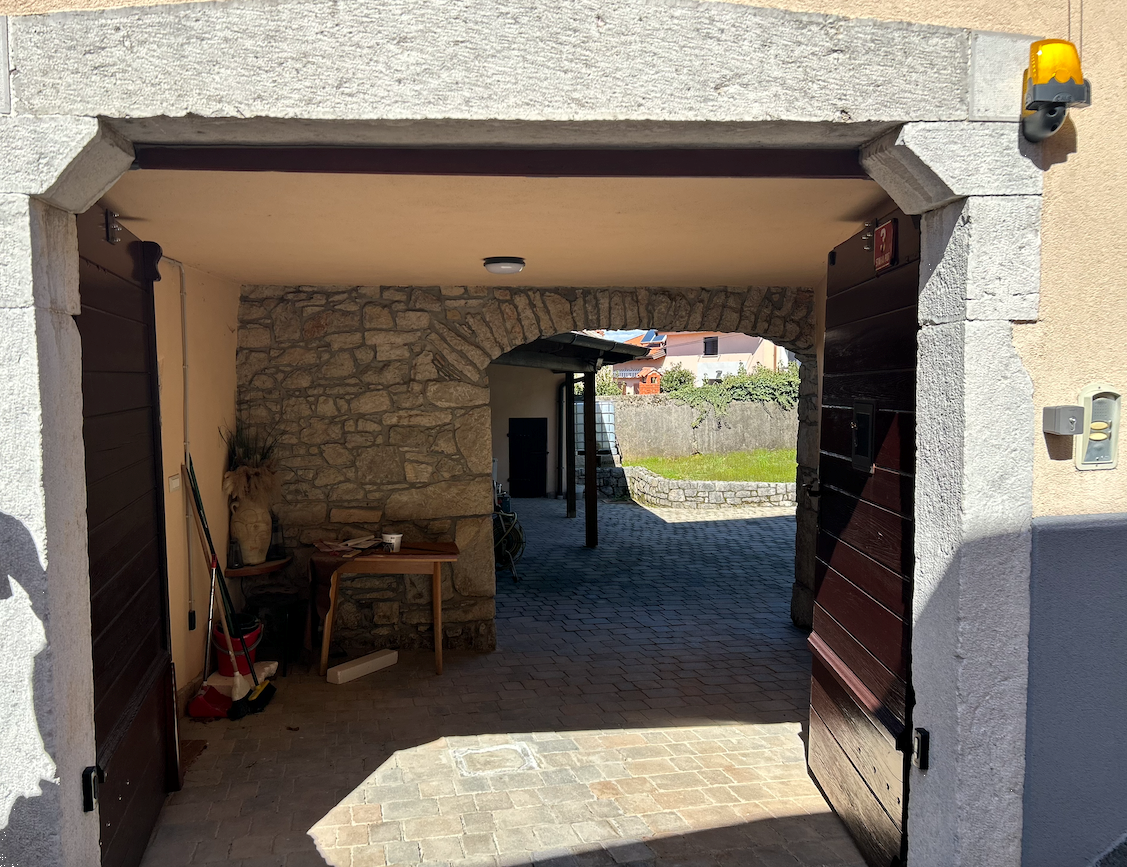 Casa indipendente in vendita a Trieste (TS)