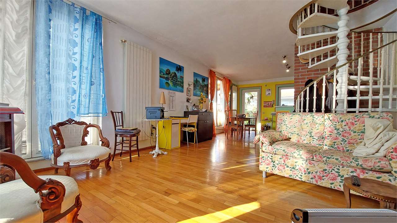 Fotografia Porzione di casa piccola 1