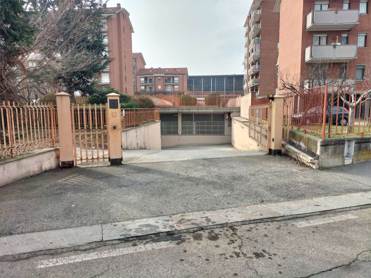 Garage/Box/Posto auto in vendita a Mirafiori Sud, Torino (TO)