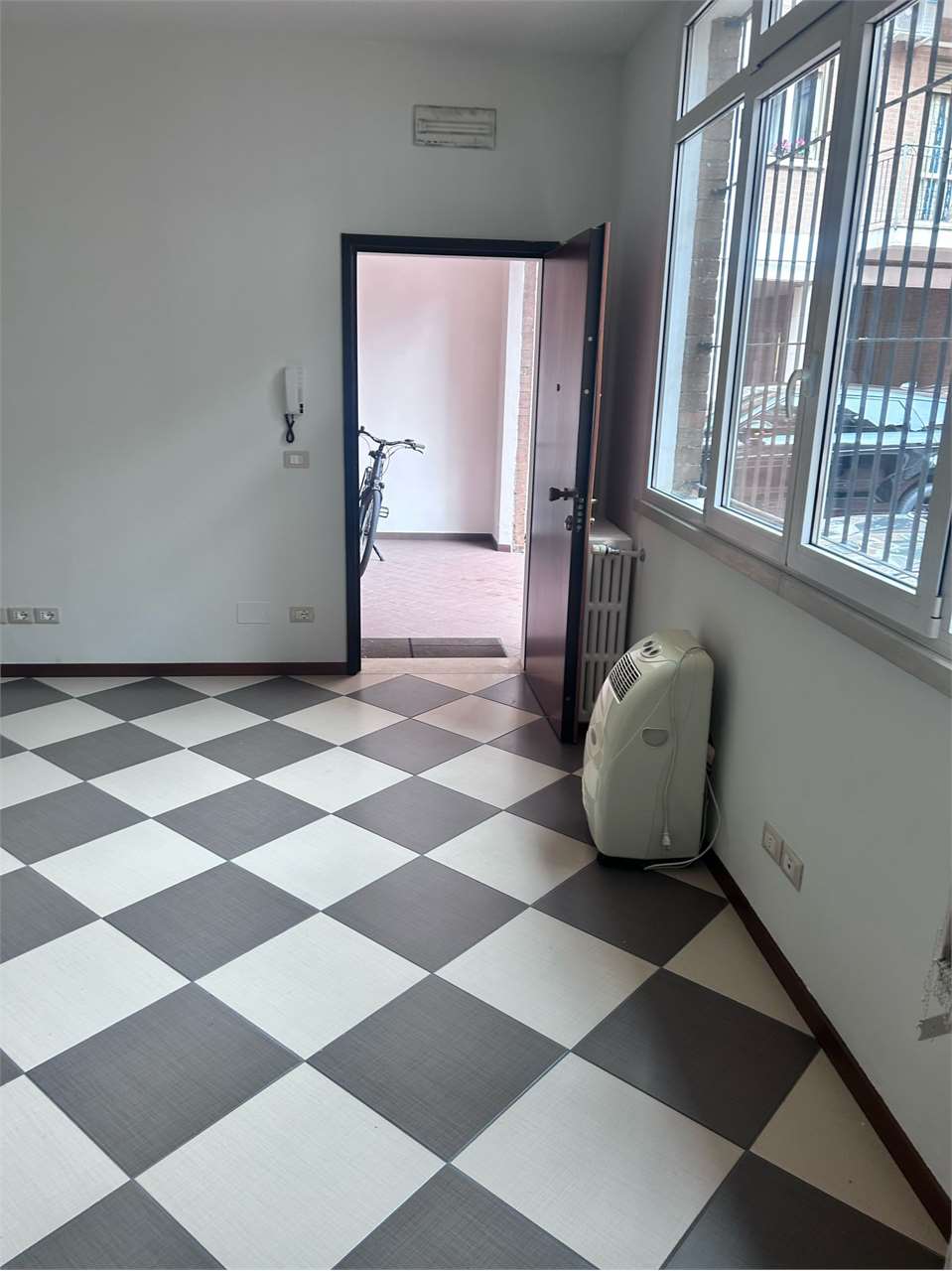 Ufficio in affitto a Mantova (MN)