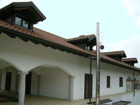 Villa in vendita a Pogno (NO)