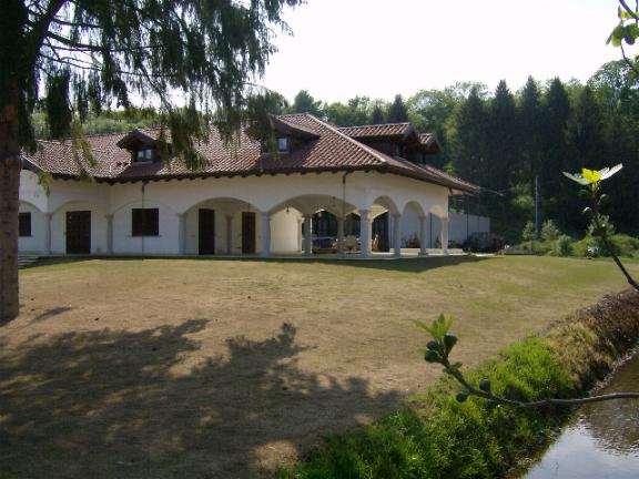 Villa in vendita a Pogno (NO)