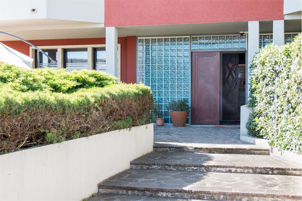 VENDITE Attività e Licenze a Castel d'Azzano – foto 1