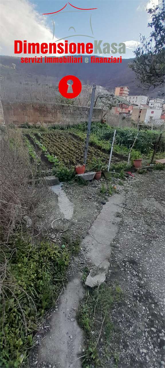 Porzione di casa in vendita a Talanico, San Felice A Cancello (CE)