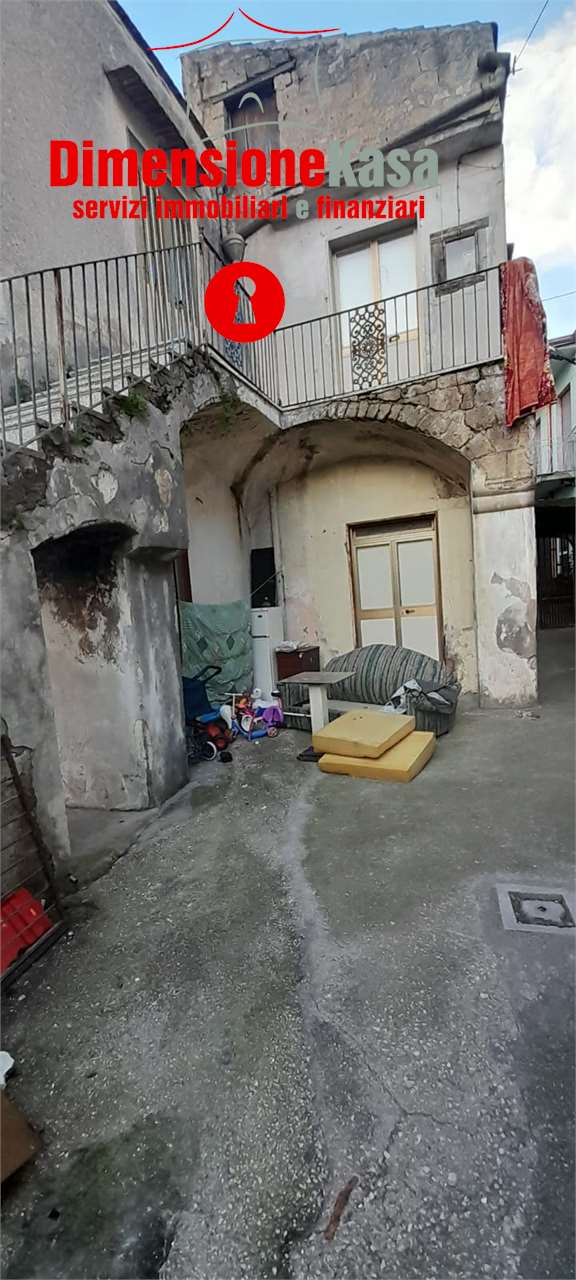 Porzione di casa in vendita a Talanico, San Felice A Cancello (CE)