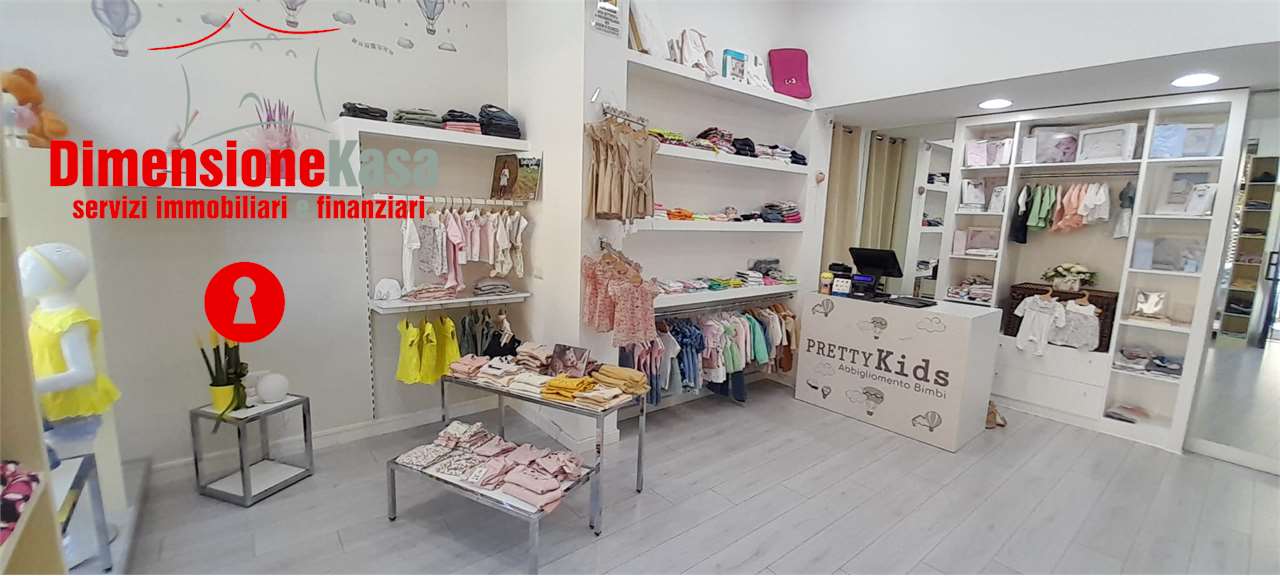 Santa Maria a Vico Cessione Abbigliamento