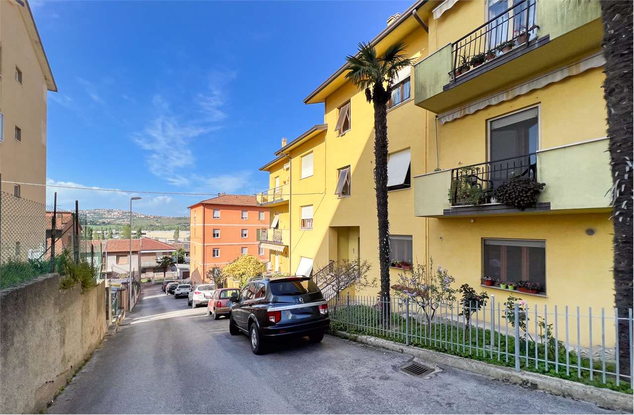 Appartamento in vendita a Osimo Stazione, Osimo (AN)