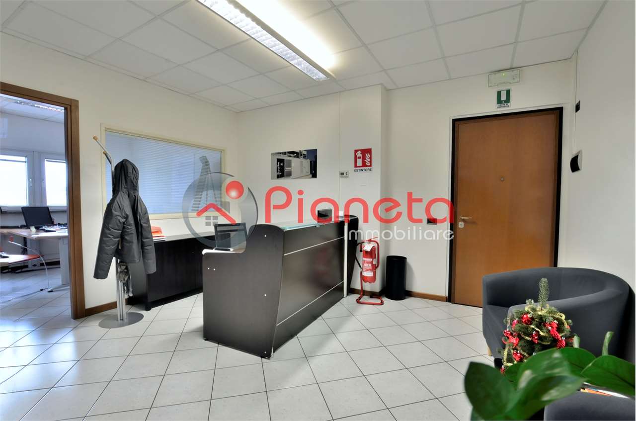 Vendita Ufficio diviso in ambienti/locali Ufficio Grassobbio Via Amerigo Vespucci  462897