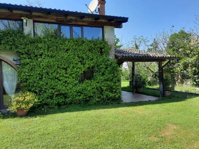 Villa in Vendita