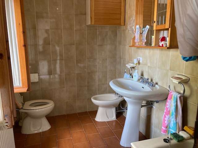 Casa indipendente in vendita a Coli (PC)