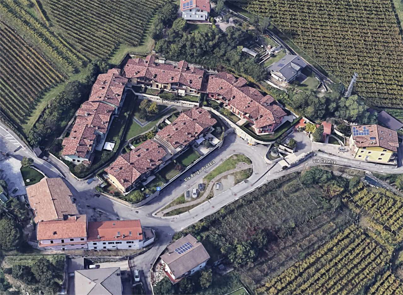 GARAGE IN POSIZIONE STRATEGICA